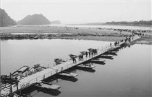 太阳岛浮桥